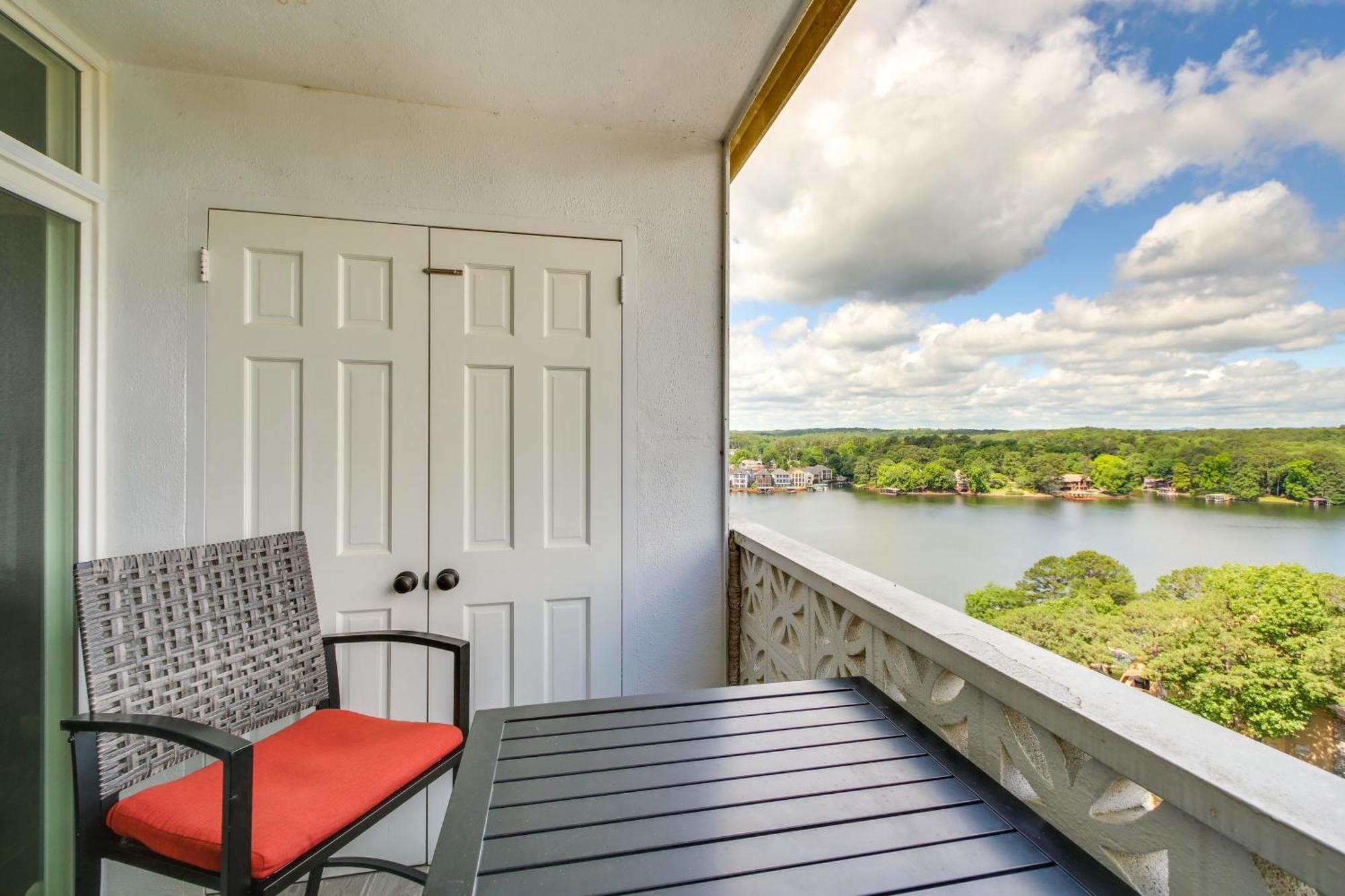 Quaint Hot Springs Condo With Views And Pool Access! Exterior photo